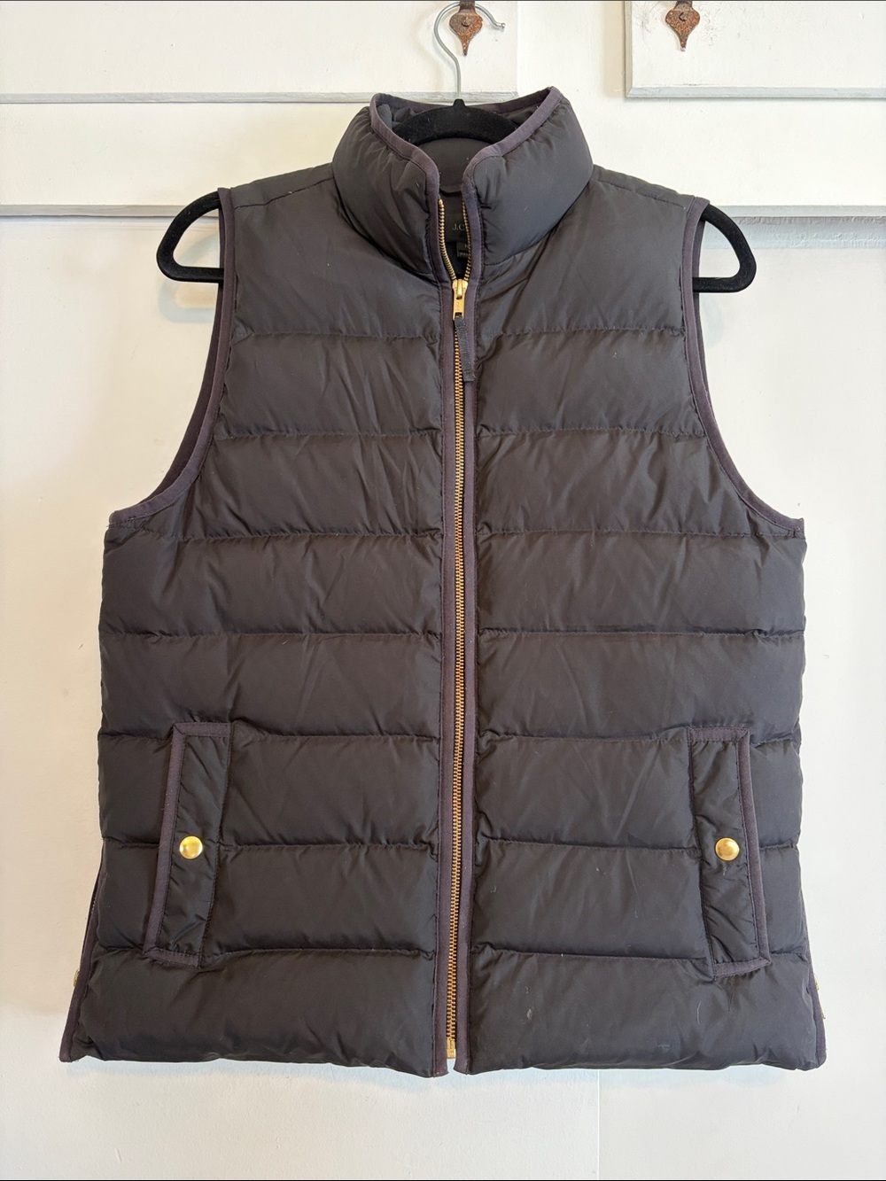 J. Crew Quilted Puffer Vest in Black with Gold Hardware size M